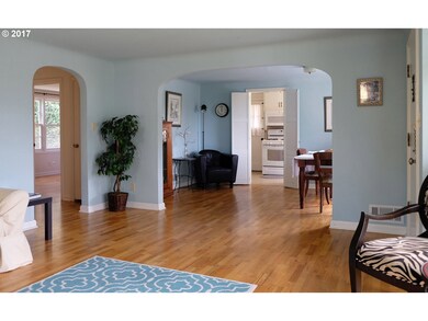 Living Room/Dining Room