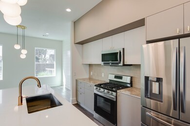 4604 Fisk St unit B, Houston, TX 77009 - photo 6