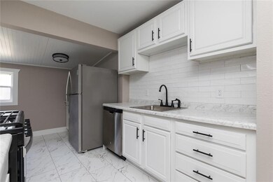 2003 Lay St, Des Moines, IA 50317 - photo 6