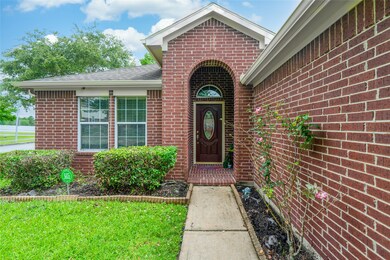 6207 Ozark Trail, Pearland, TX 77584 - photo 2