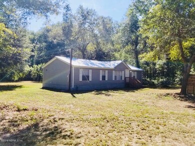 405 Alexander St, Interlachen, FL 32148 - photo 4