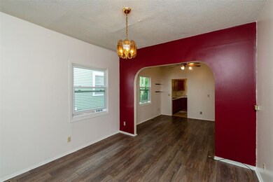 865 18th St SE, Cedar Rapids, IA 52403 - photo 7