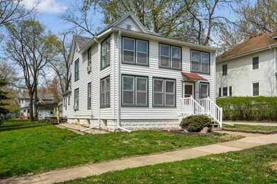 1409 Washington St unit A & B, Cedar Falls, IA 50613 - photo 2