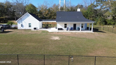 908 N Caryville Rd, Bonifay, FL 32425 - photo 3