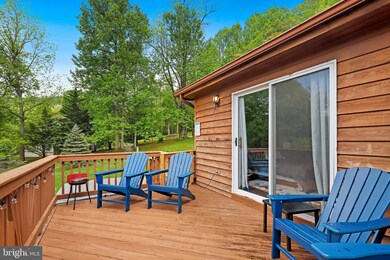 524 Freezeland Rd, Linden, VA 22642 - photo 2