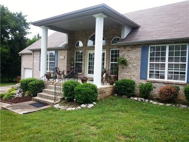 OPEN AND BRIGHT ! HOME HAS A NEW ROOF AS OF 4/2012 AND A NEW HOT WATER HEATER.