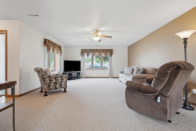 1015 Main St, Jesup, IA 50648 - photo 4