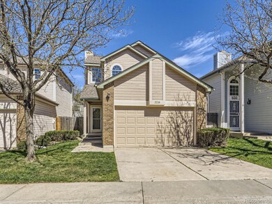 2216 S Nile Ct, Aurora, CO 80014 - photo 3