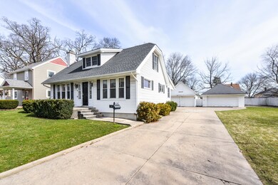 House, Garages & Large Lot