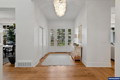 3200 Crestview Dr S, Salem, OR 97302 - photo 4