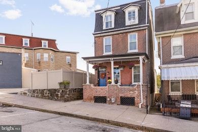 79 Harry St, Conshohocken, PA 19428 - photo 2