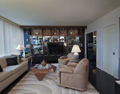 Den/Family/Great Room