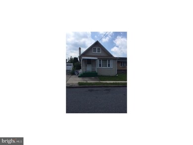 3430 Earl St, Reading, PA 19605 - photo 2
