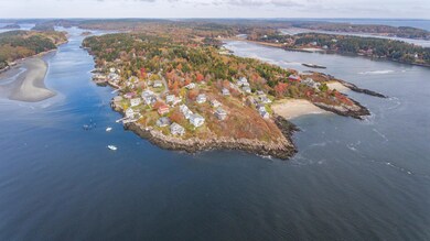 4 Town Landing Road