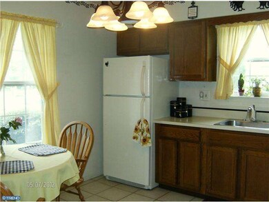 8 Gretna Ct, Mount Laurel, NJ 08054 - photo 2