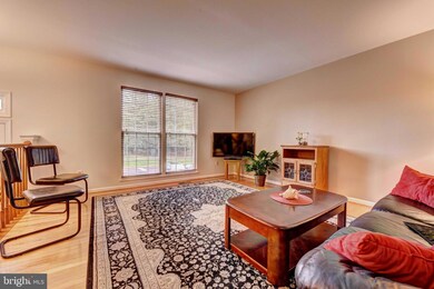 46792 Graham Cove Square, Sterling, VA 20165 - photo 4