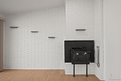 2380 Klingensmith Rd, Bloomfield Hills, MI 48302 - photo 6