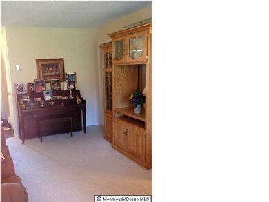 800 Pompton Rd unit B, Monroe Township, NJ 08831 - photo 5