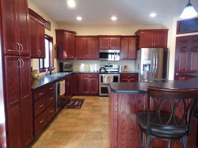 3101 Carson Ave, Mitchell, SD 57301 - photo 6