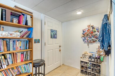 Entryway - Living Room