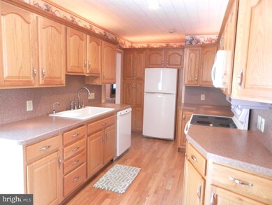 111 Winding Way, Morrisville, PA 19067 - photo 6