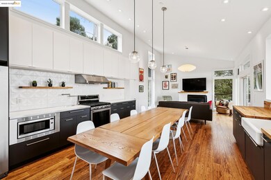 4520 Saint Andrews Rd, Oakland, CA 94605 - photo 2