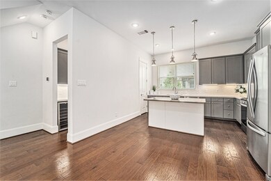 DIning / Kitchen / Butlers Pantry