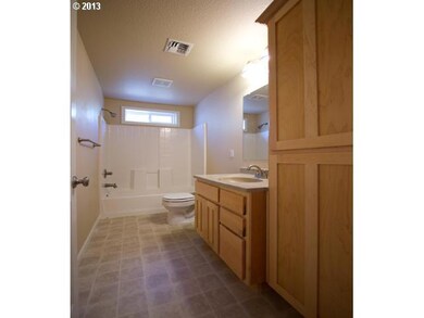 unlisted-address, Grants Pass, OR 97526 - photo 7