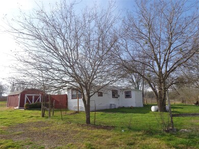 910 Bunton Ln unit B, Kyle, TX 78640 - photo 2