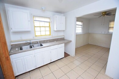 1508 Reverend J T Menifee St, Anderson, IN 46016 - photo 4