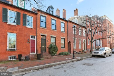 113 W Barre St, Baltimore, MD 21201 - photo 2