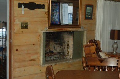 6 Pleasant St, Wareham, MA 02571 - photo 6