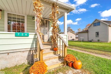 726 Turrill Ave, Lapeer, MI 48446 - photo 6