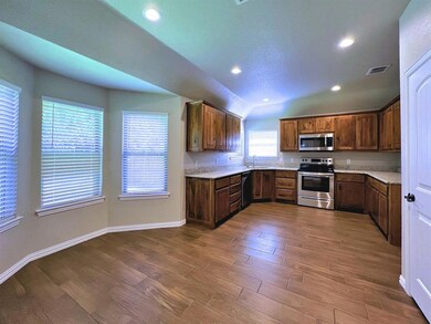 219 Clover Cir, Weatherford, TX 76086 - photo 5