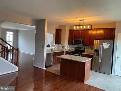 7308 Chaddsford Shoreside Ct, Brandywine, MD 20613 - photo 5