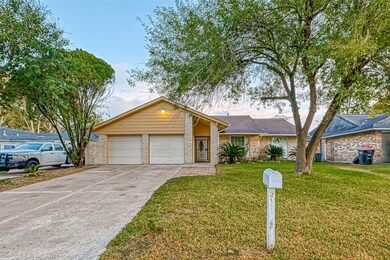 1046 Shady Trail Ln, Houston, TX 77038 - photo 4