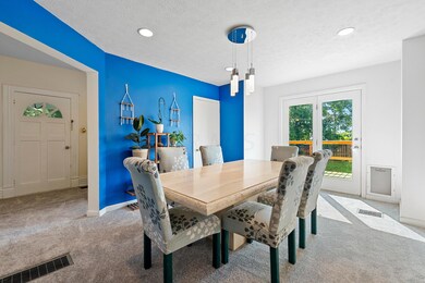 .Dining Room