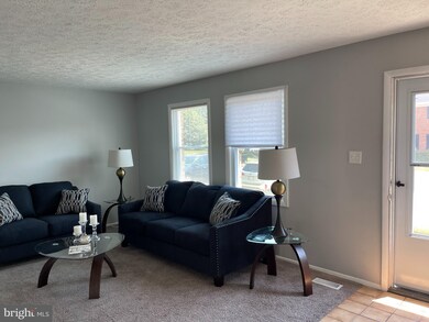 642 Burlington Ct, Edgewood, MD 21040 - photo 2