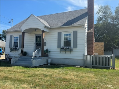 320 E Jasper St, Paris, IL 61944 - photo 3