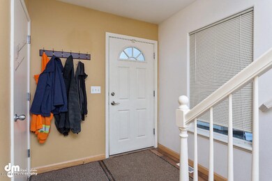 Entryway 1347-SMALL