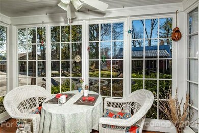 Sunroom Dining
