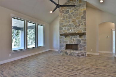 2054 Glenhollow Dr, Weatherford, TX 76088 - photo 4