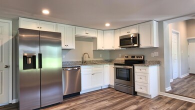 977 Beaumont Ave, Harrodsburg, KY 40330 - photo 5