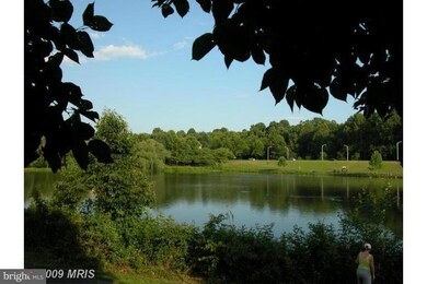 18818 Sky Blue Cir, Germantown, MD 20874 - photo 2