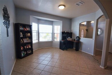 713 Desert Silver Dr, Horizon City, TX 79928 - photo 6