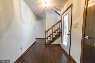 23330 Holly Hill Ln, California, MD 20619 - photo 2