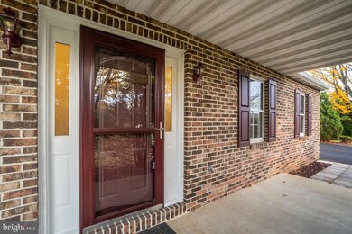 1053 Hilltop Rd, Leesport, PA 19533 - photo 5