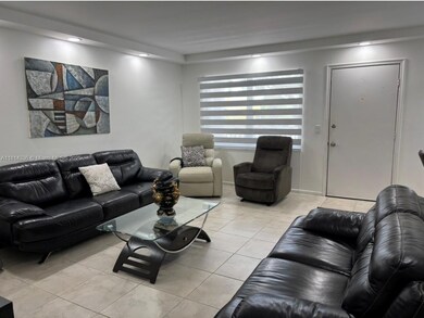 251 SW 132nd Way unit 306H, Pembroke Pines, FL 33027 - photo 5