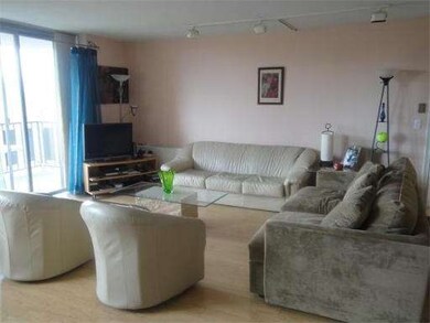 Imperial Towers unit 703, Chestnut Hill, MA 02467 - photo 3