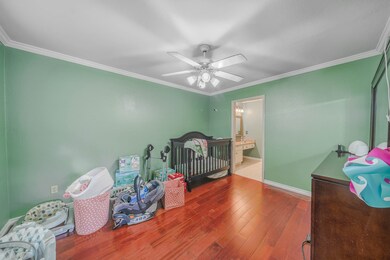 7827 Bateman Ln unit 7827, Houston, TX 77088 - photo 4